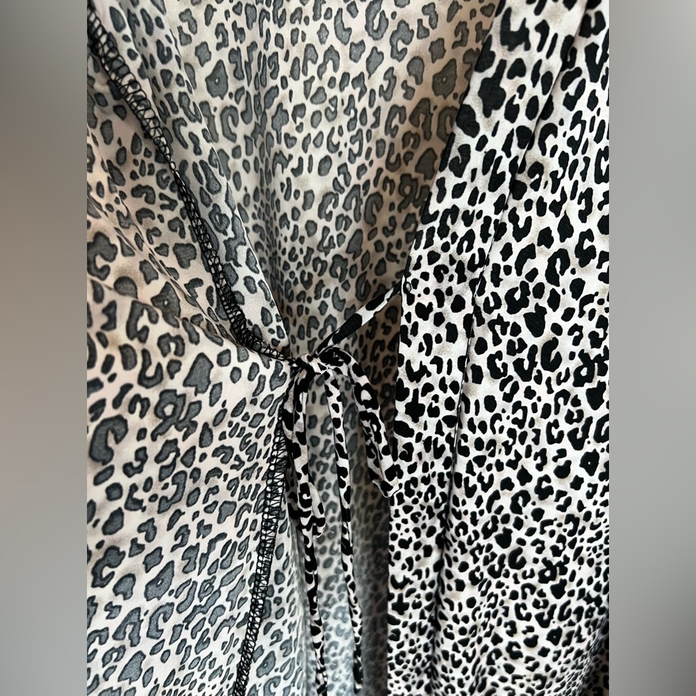 π Rene Rofe Cheetah/Leopard Print Robe π Womenβs 2X/2G - Picture 6 of 8